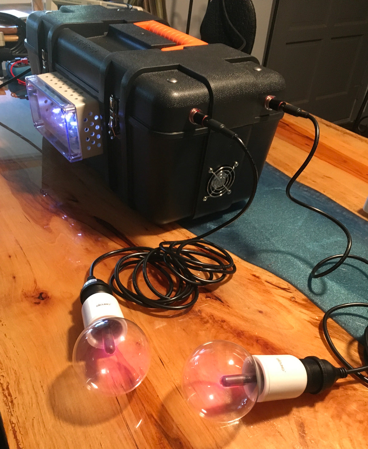 Tesla Plasma Machine : CARBON model
